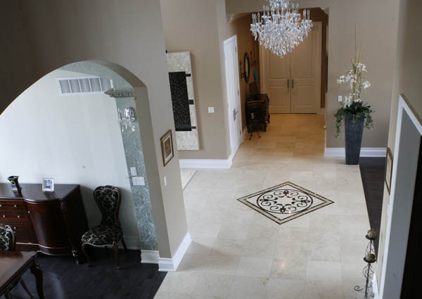 Uni-vative Designs Inc. Custom Homes