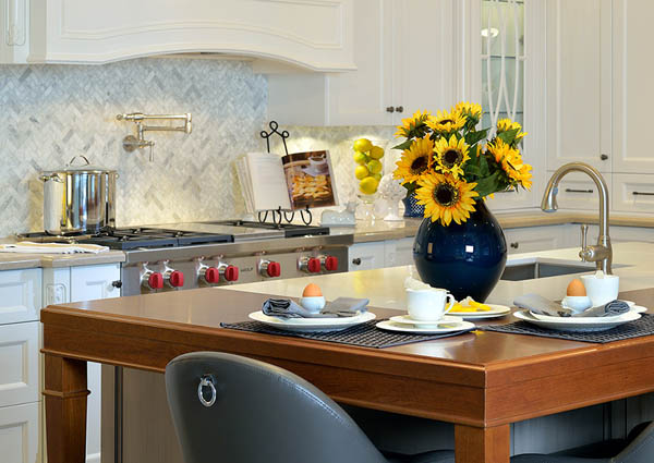 Uni-vative Designs Inc. Custom Homes