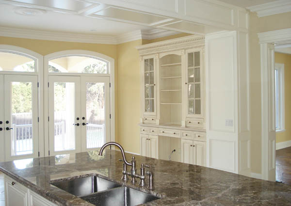 Uni-vative Designs Inc. Custom Homes