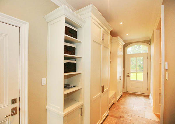 Uni-vative Designs Renovations